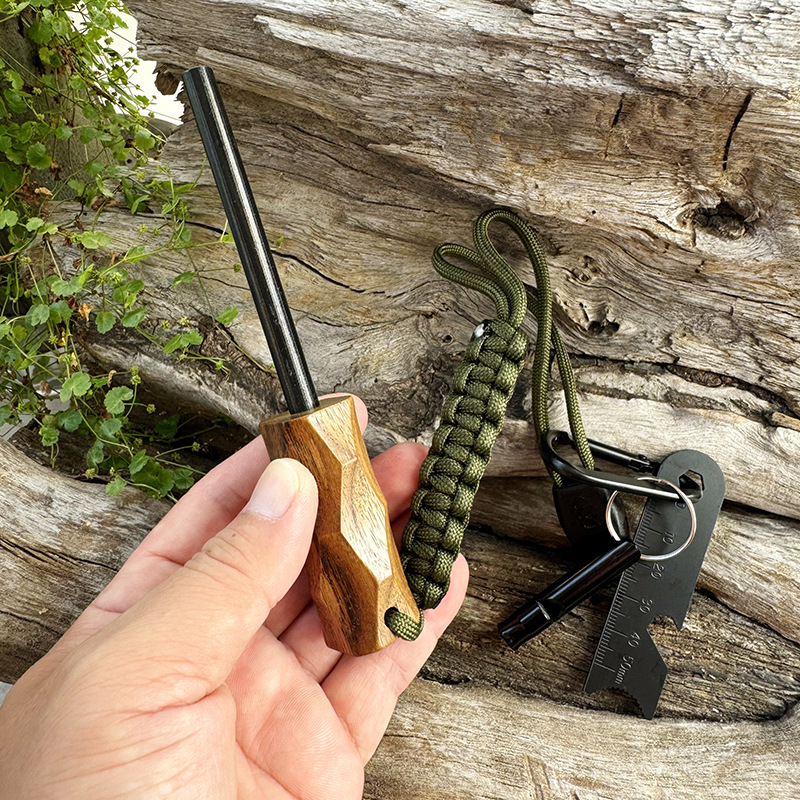 Neuer Outdoor-Feuerstein-Feuer – Ferro Rod Striker Bewertung und Preis